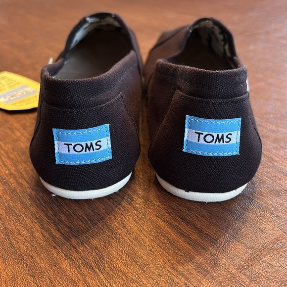 Toms Alpargata Solid Black Canvas Classic Shoe - Picture 3 of 7